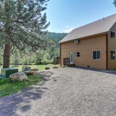 Svenmar Lodge
