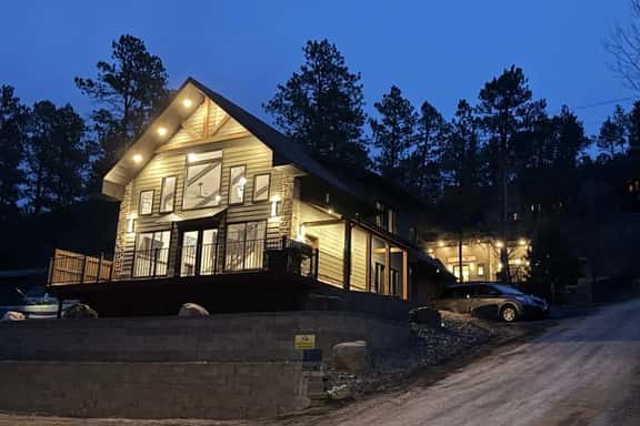 The Gold Hill Chalet - Image 1