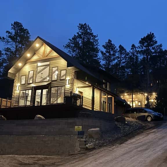 The Gold Hill Chalet - Image 1