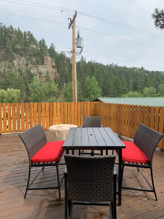 Rock Lodge
