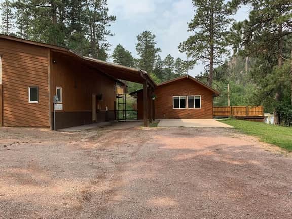 Rock Lodge